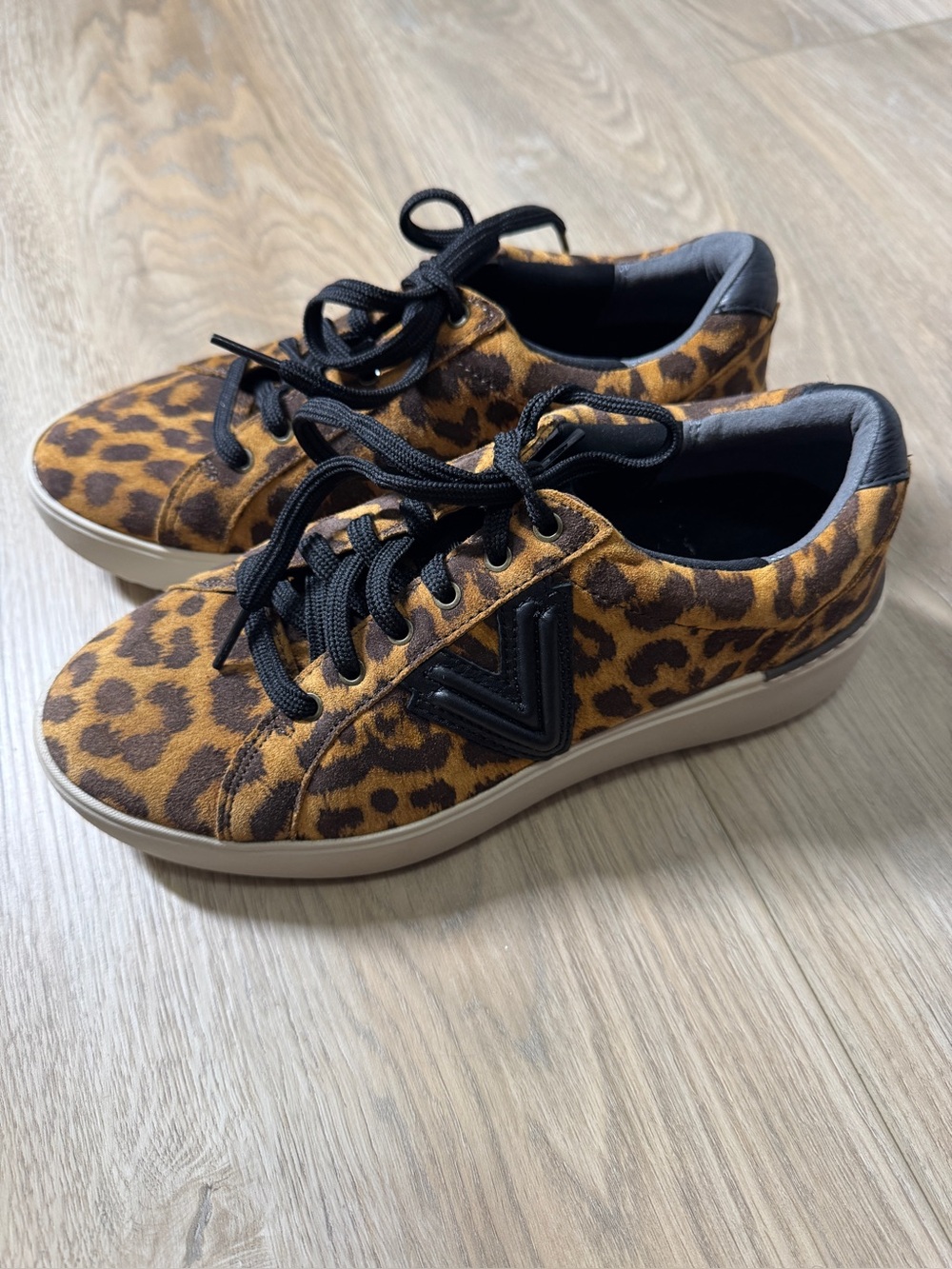 Vionic Womens Kearny Lace 2.0 Platform Sneaker Sz. 7 Like New - Picture 3 of 9
